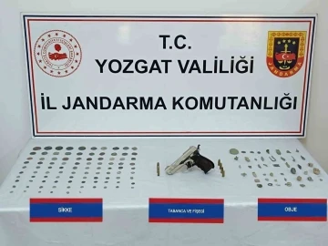 Yozgat’ta Roma Dönemi ait 96 sikke ve 44 obje ele geçirildi
