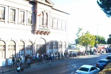 Türk Tatilcilerin Midilli Adası'na Yoğun İlgisi